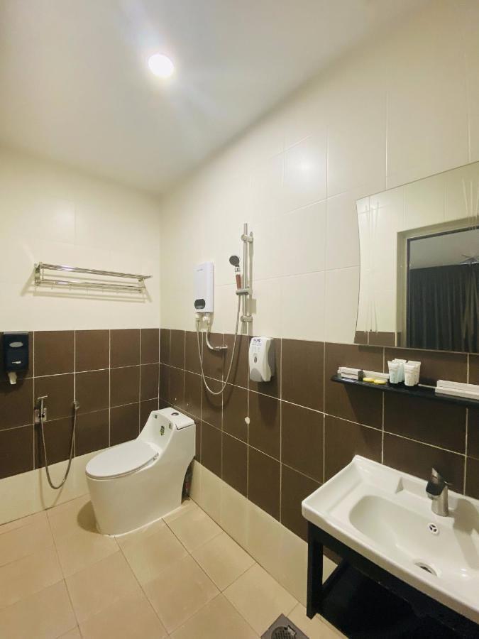 Hotel U And Me Кулай Екстериор снимка