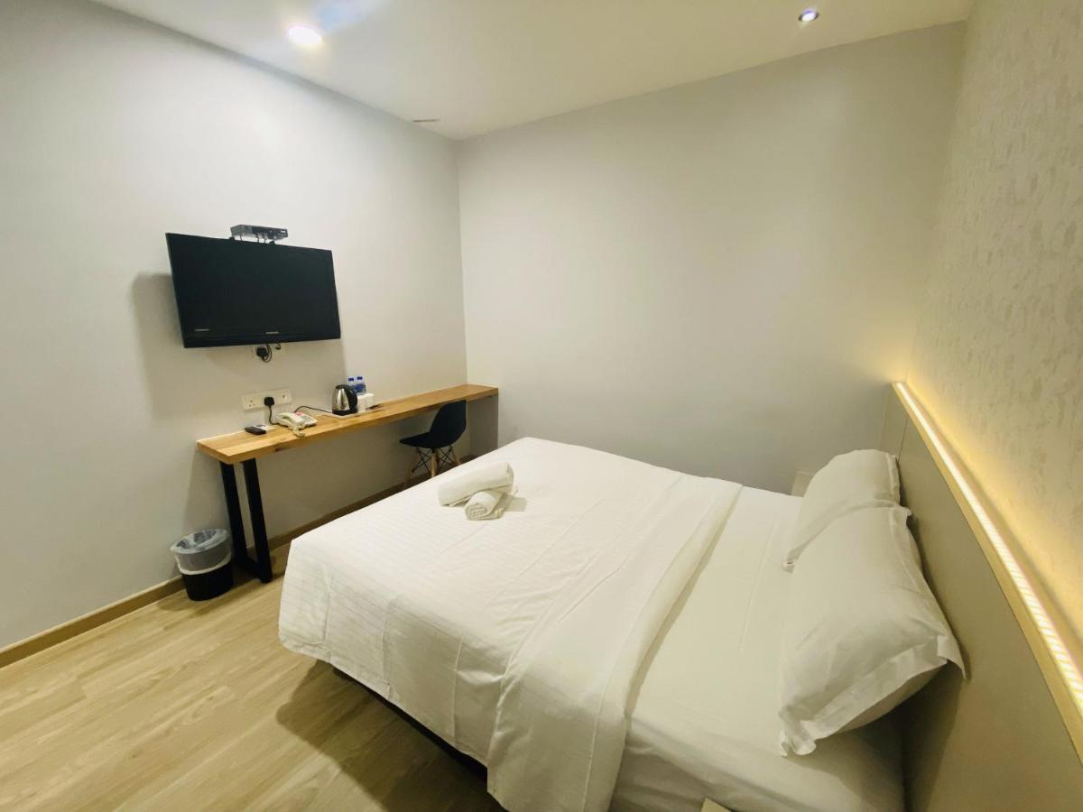 Hotel U And Me Кулай Екстериор снимка