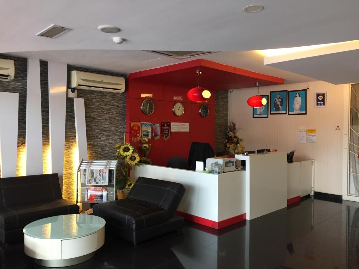 Hotel U And Me Кулай Екстериор снимка